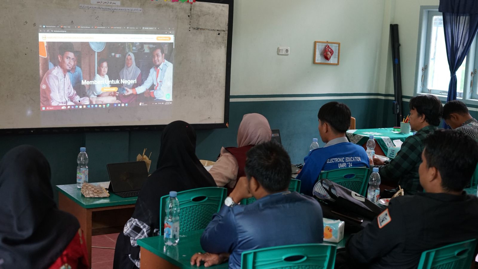 UMRI Dorong Transformasi Digital LAZISMU Kuantan Singingi Melalui Pembuatan dan Pengelolaan Website serta Media Sosial